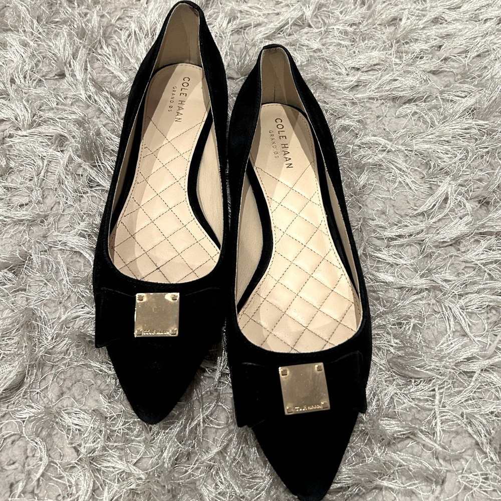 Like new Cole haan black flats
